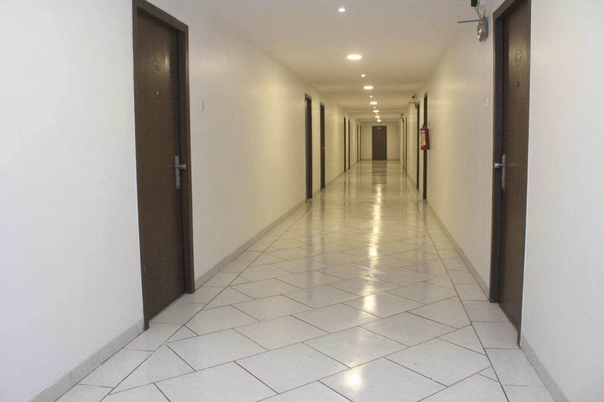 Hotel Western Court Boisar Buitenkant foto